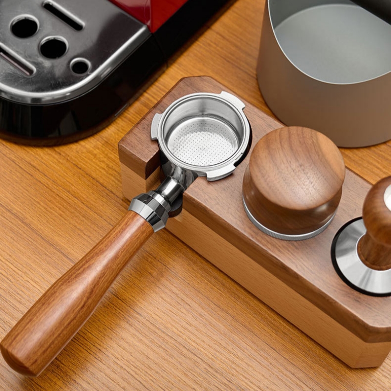 حامل فلتر 51 ملم بدون قاعدة لم - مراجعة Delonghi Espresso Dedica 685 وسعره